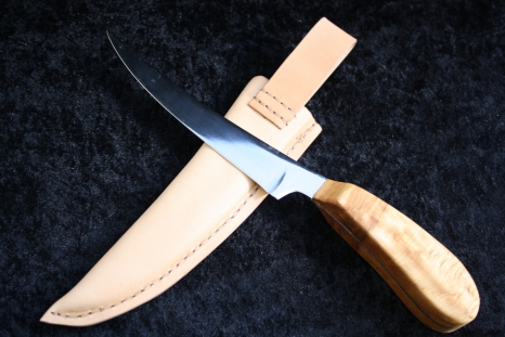 10-003-04-03 - Fiskekniv Björkvril 1200 kr